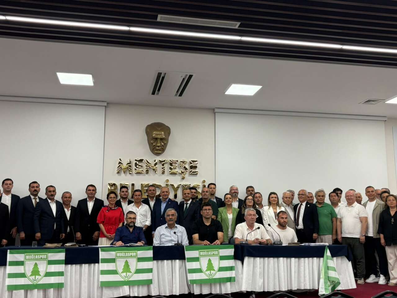 Muğlaspor’da Menaf Kıyanç Yeniden Başkan Seçildi 7